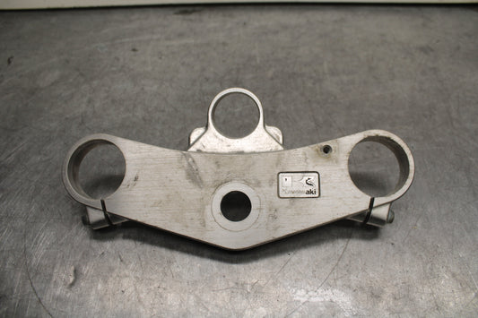 00-02 KAWASAKI NINJA ZX6R FORKS UPPER TRIPLE TREE CLAMP BB750