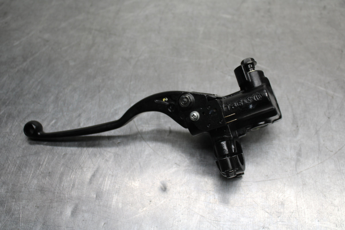 13-17 KAWASAKI NINJA 300 FRONT BRAKE MASTER CYLINDER w/ LEVER BB128