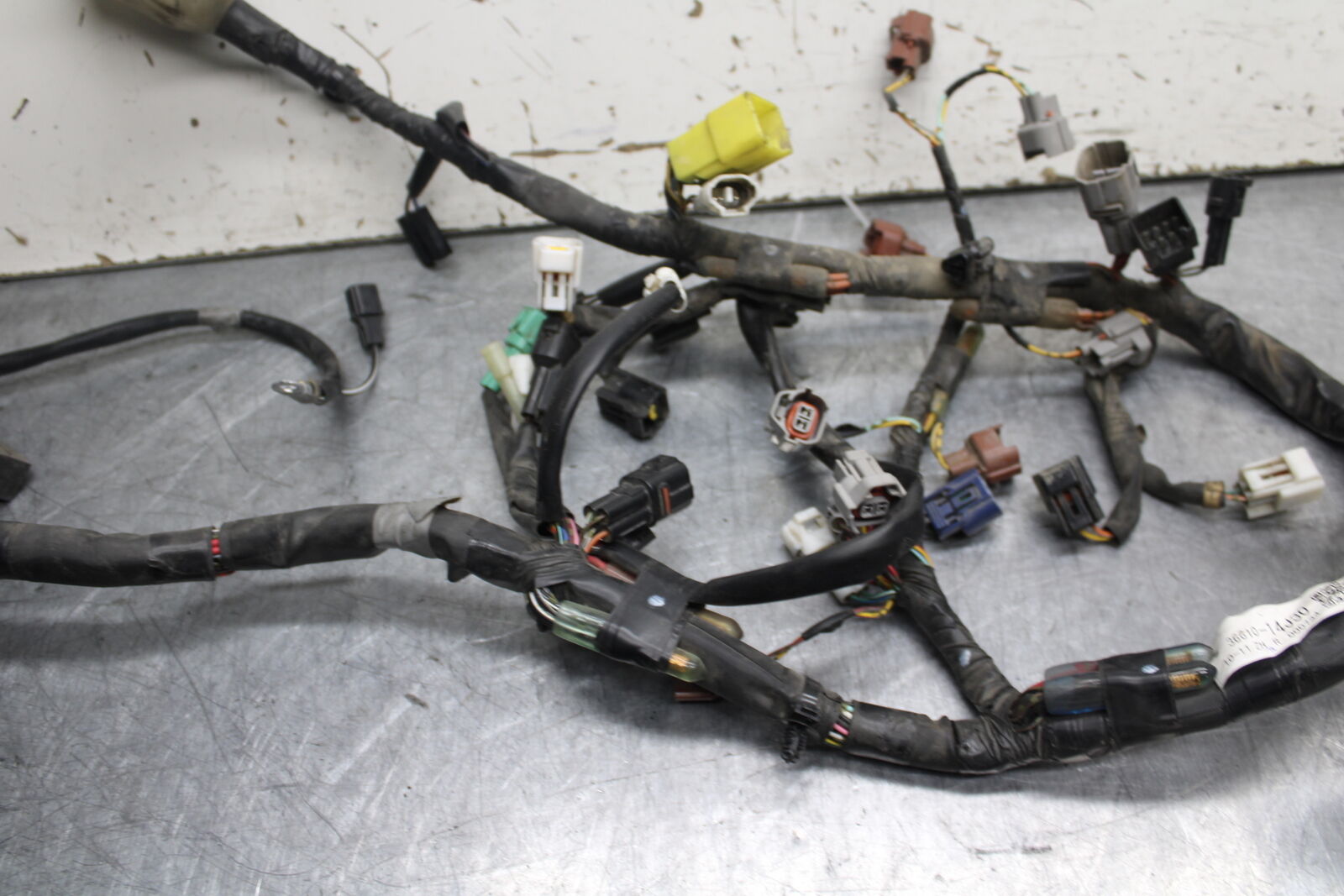 11-24 SUZUKI GSXR750 MAIN ENGINE WIRING HARNESS WIRE LOOM 36610-14J30  BB714