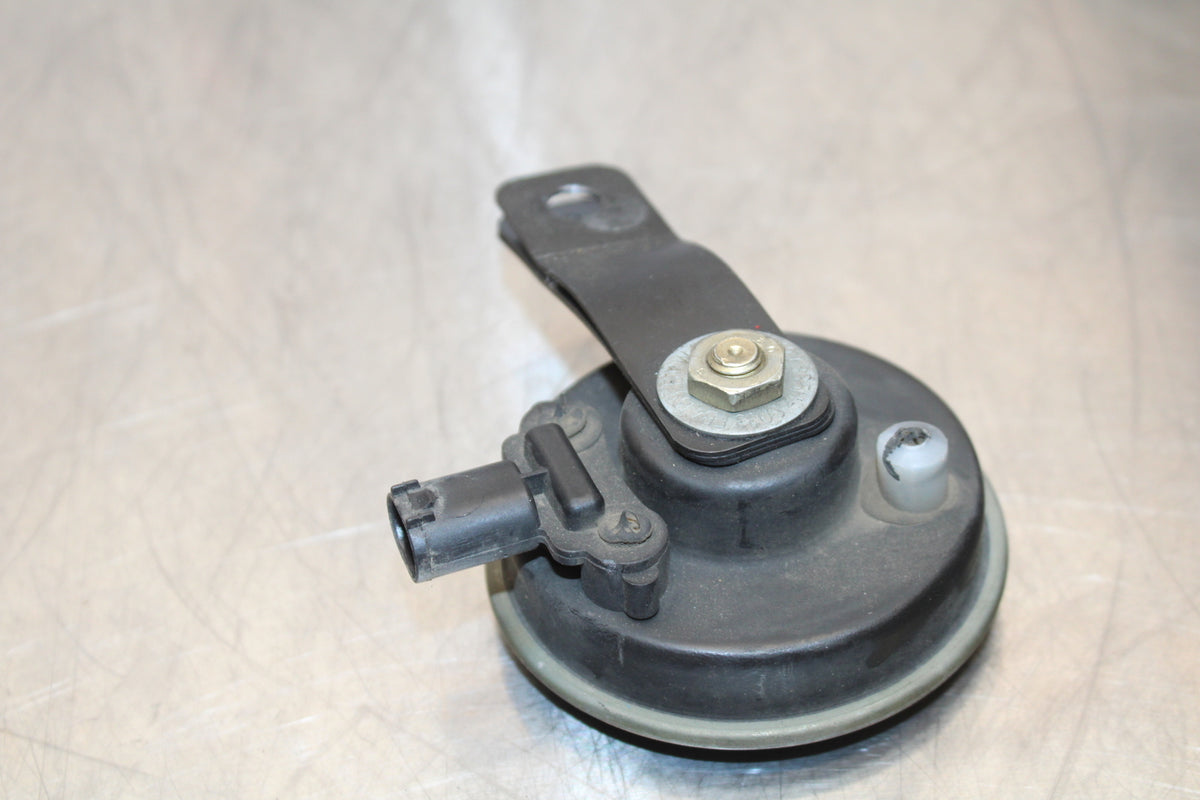 06-12 BMW F800ST HORN SIGNAL BB144