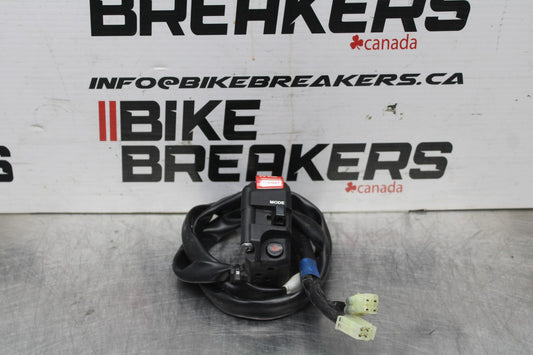 18 YAMAHA SUPER TENERE RIGHT CLIP ON HANDLE KILL OFF START SWITCH SWITCHES BB832