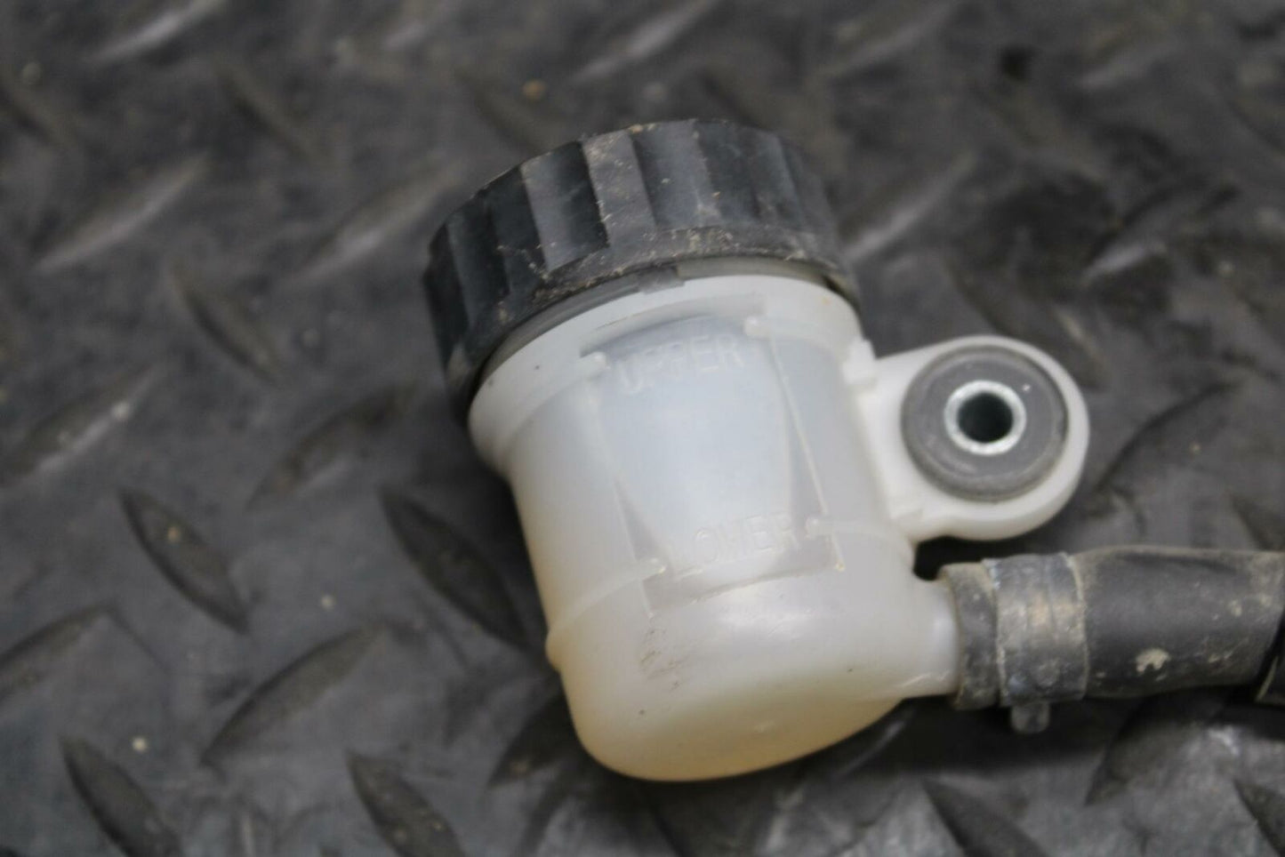 09-14 YAMAHA YZF R1 REAR BACK BRAKE MASTER CYLINDER W RESERVOIR BB196