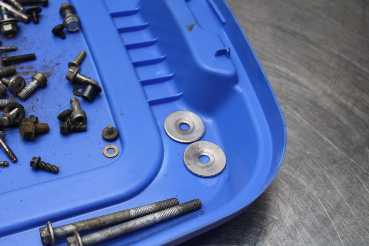 05 TRIUMPH ROCKET III MOUNTING BOLTS HARDWARE MOTOR SCREWS BB186