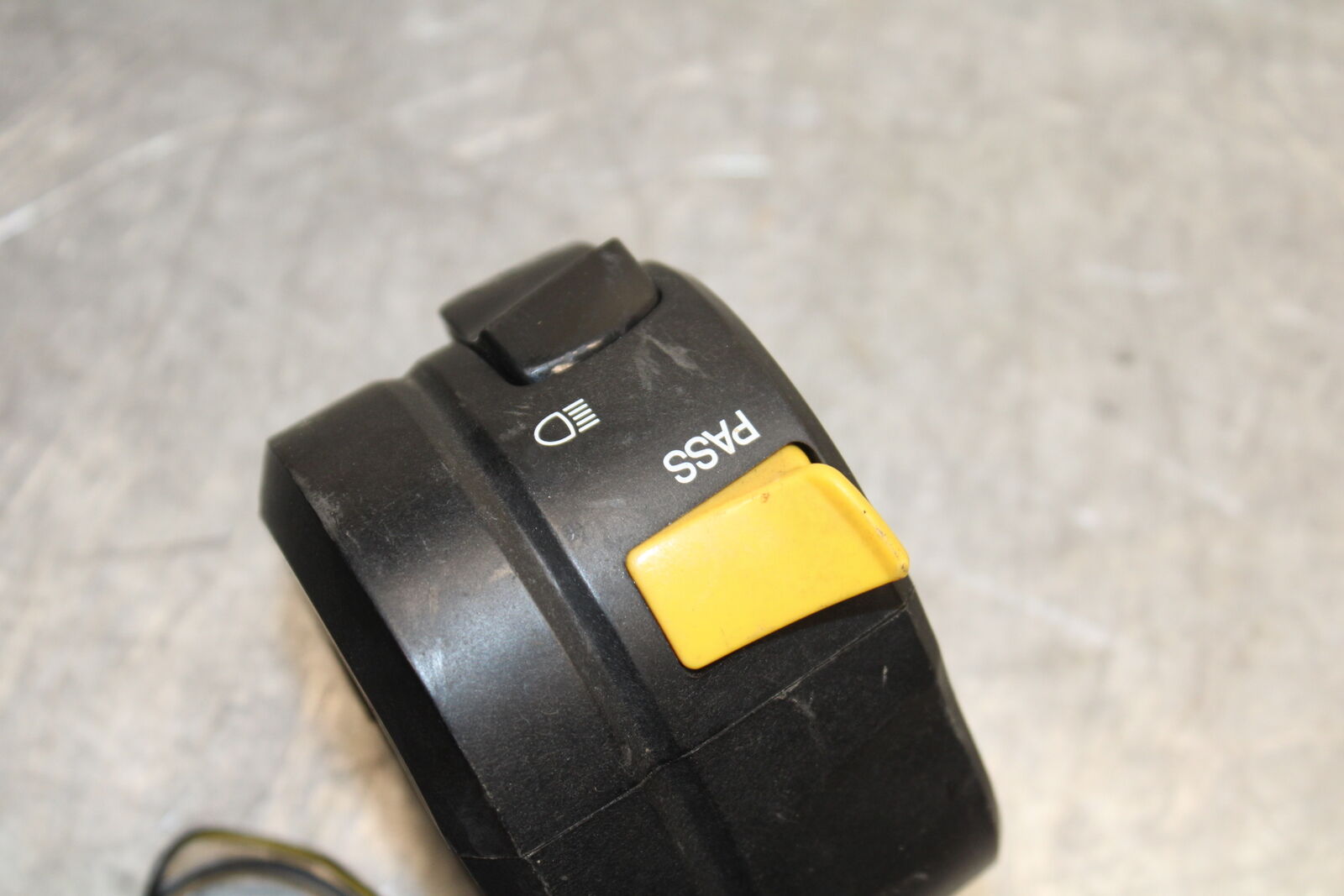 06-07 SUZUKI GSXR750 LEFT CLIP ON HANDLE HORN SIGNALS SWITCH SWITCHES BB670