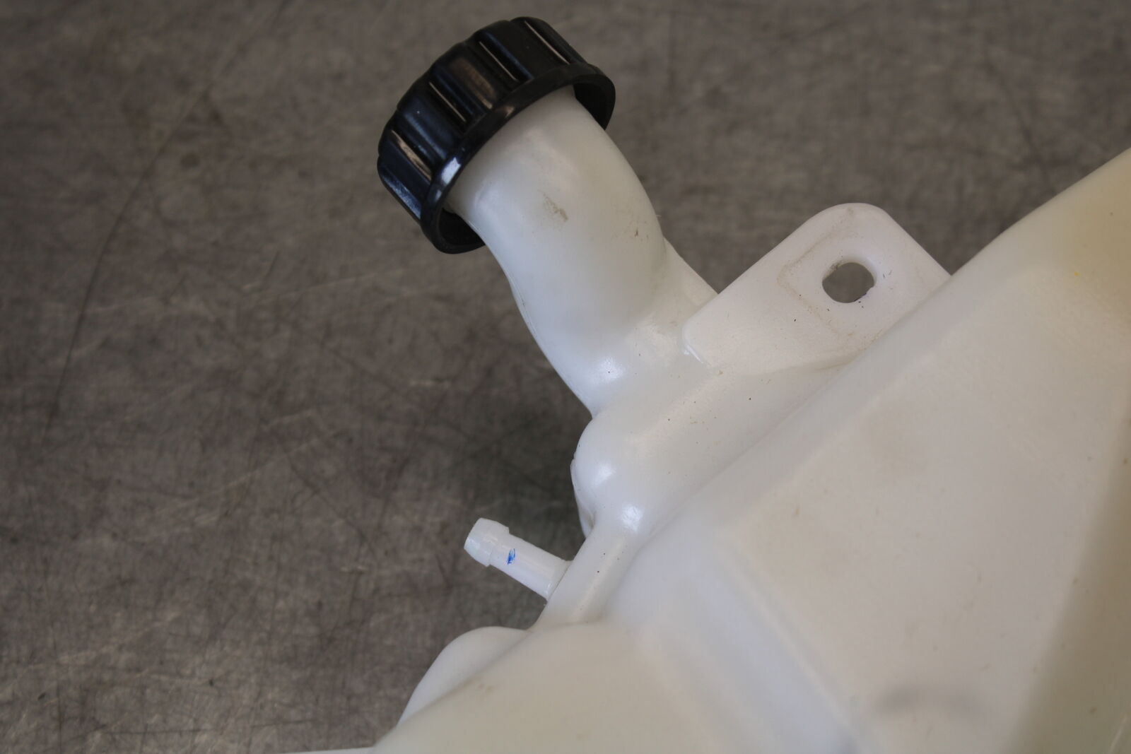 18-23 KAWASAKI NINJA 400 COOLANT WATER TANK RESERVOIR BOTTLE BB679