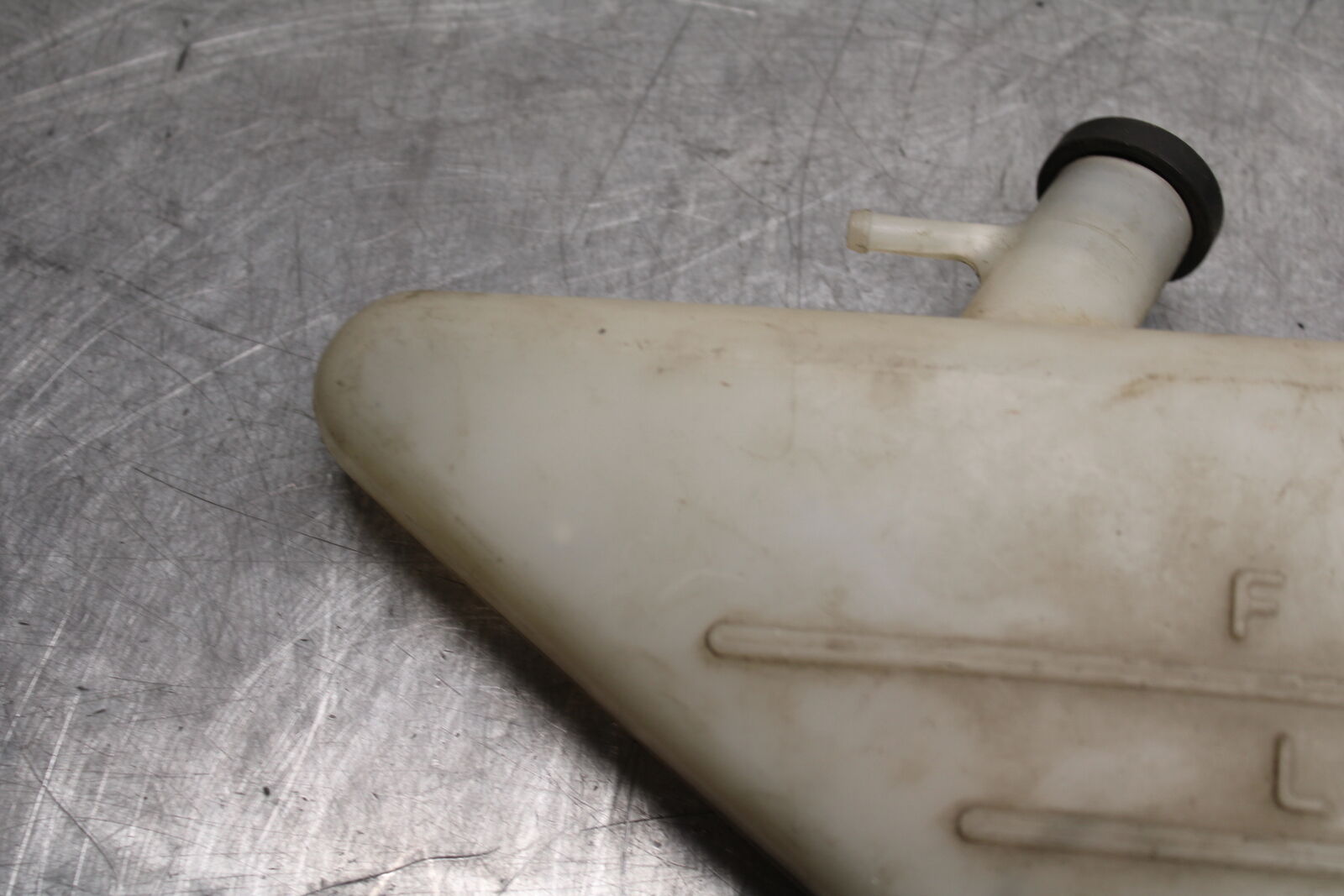 08-10 SUZUKI GSXR 600 COOLANT WATER TANK RESERVOIR BOTTLE BB116