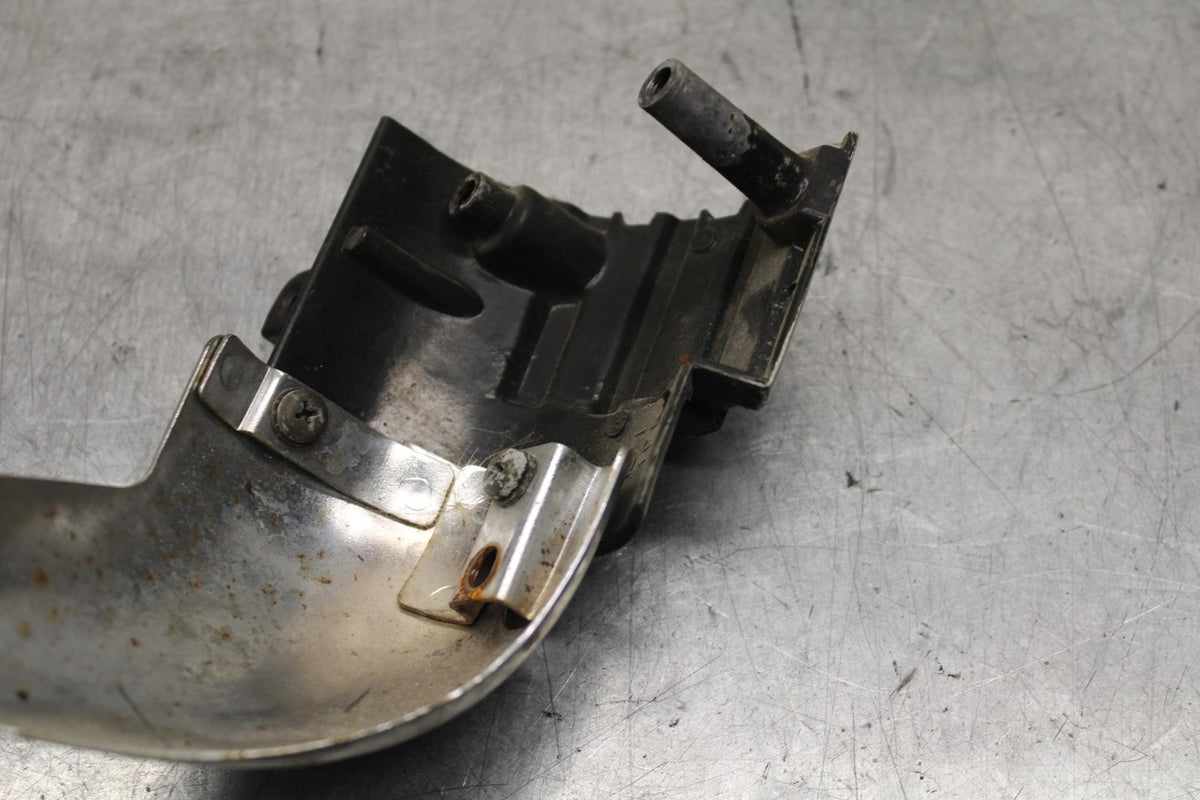1998 Yamaha Vmax 1200 VMX1200 REAR CYLINDER(S) EXHAUST SHROUD COVER BB620