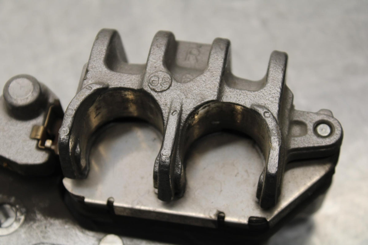 2007 Honda Shadow Spirit 1100 VT1100C REAR BRAKE CALIPER W MOUNT BRACKET BB561