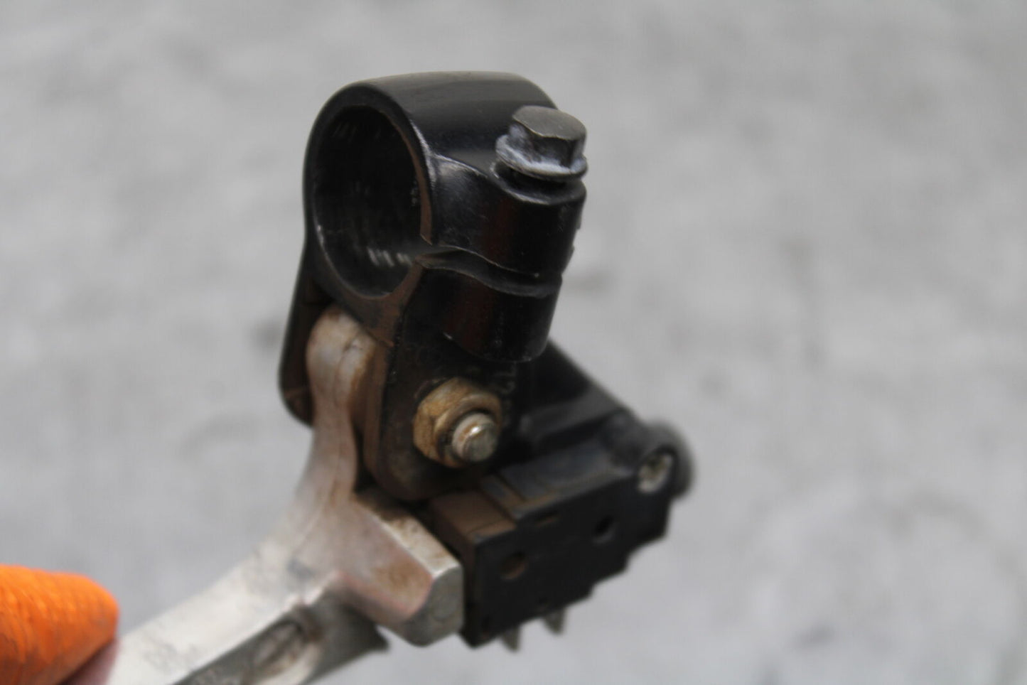 07-12 HONDA CBR600RR CLUTCH PERCH MOUNT WITH LEVER BB672