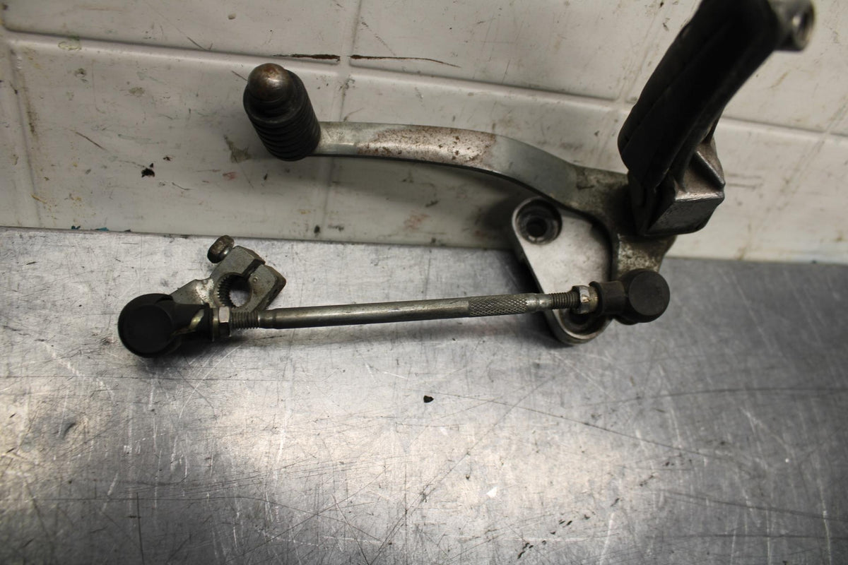 89-90 YAMAHA FZR600 LEFT REARSET REAR SET FOOT PEG W SHIFTER BB76