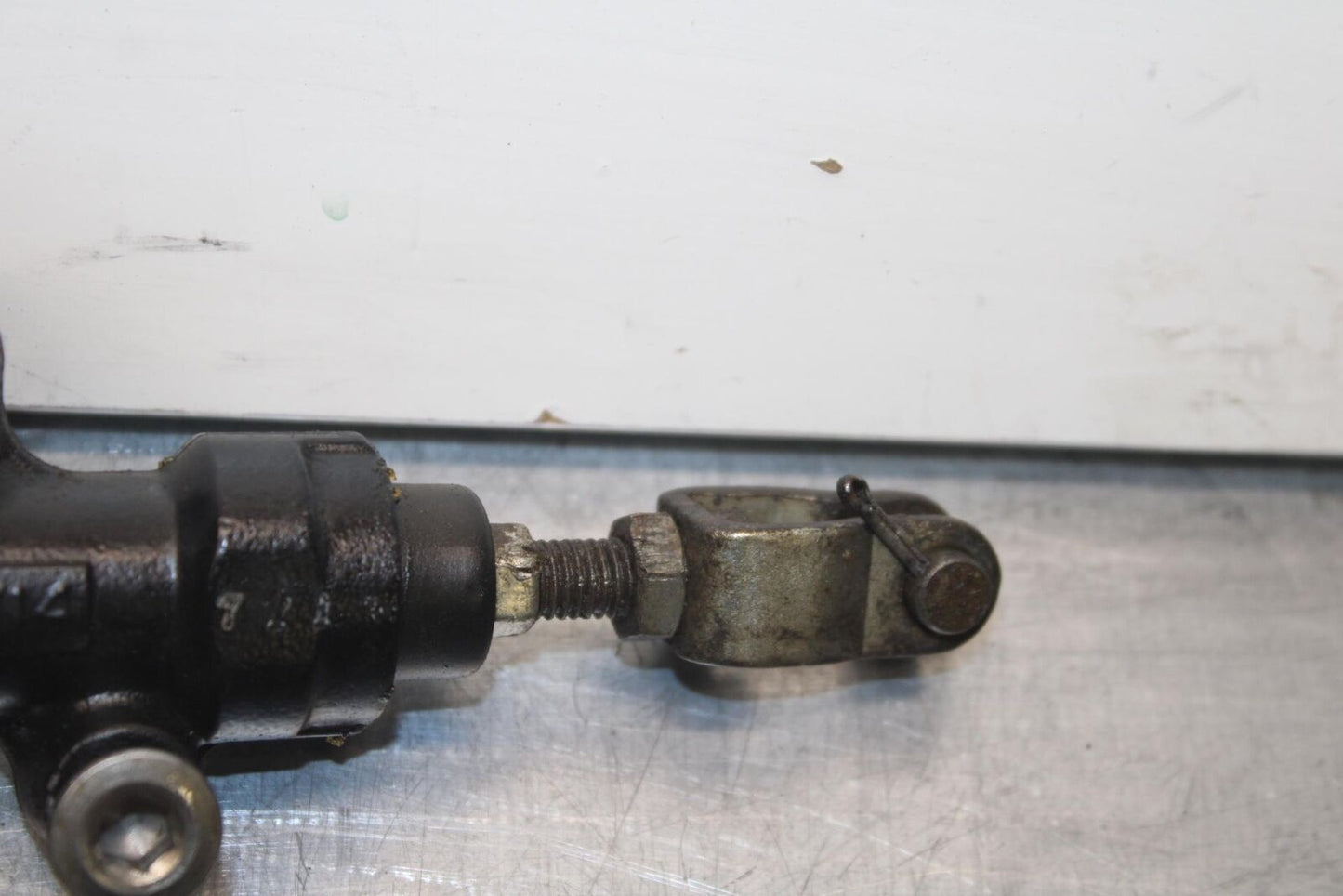 2009 Kawasaki Ninja EX250J REAR BACK BRAKE MASTER CYLINDER W RESERVOIR BB87