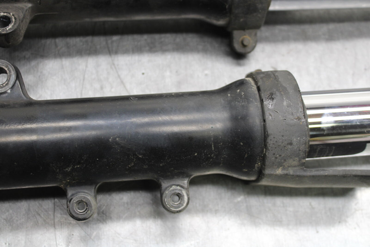 03-04 TRIUMPH DAYTONA 600 FRONT FORKS SHOCK SUSPENSION SET PAIR BB745