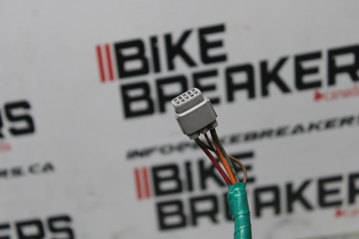 05-06 SUZUKI GSXR1000 IGNITION LOCK KEY SET W/ GAS CAP AND SEAT LOCK BB857