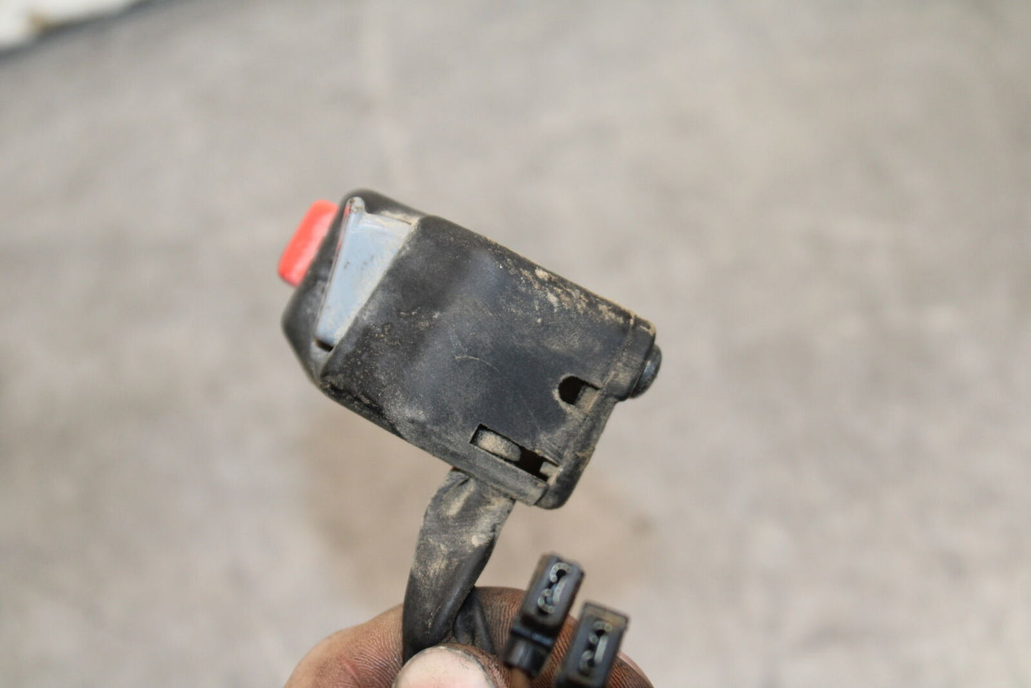 07-08 YAMAHA YZF R1 RIGHT CLIP ON HANDLE KILL OFF START SWITCH SWITCHES BB724