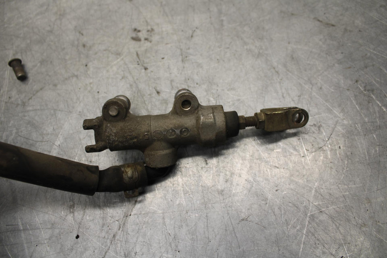 00-01 KAWASAKI ZZR600 REAR BACK BRAKE MASTER CYLINDER W RESERVOIR BB31