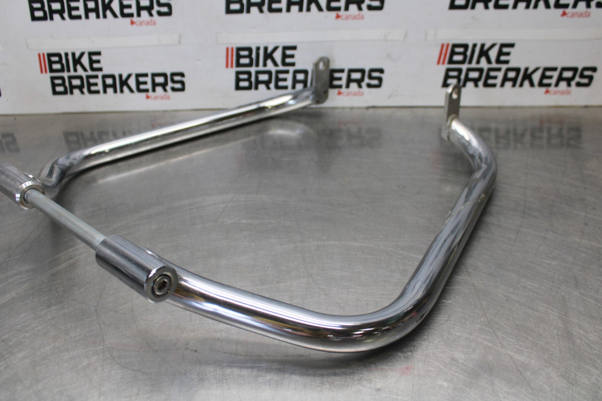 05-09 SUZUKI BOULEVARD C90 FRONT CRASH BAR SET PAIR BB918