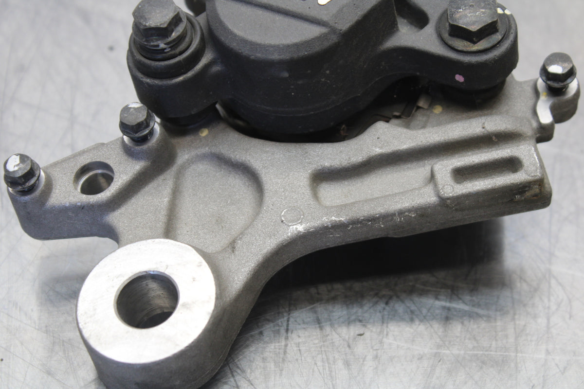 15-16 HONDA CB300F REAR BACK BRAKE CALIPER W MOUNT BRACKET BB150