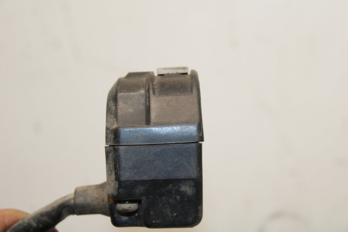 02-06 YAMAHA BANSHEE 350 LEFT HANDLE HANDLEBAR CONTROL SWITCH SWITCHES BB126