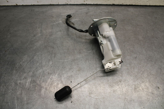18-23 KAWASAKI NINJA 400 FUEL PUMP GAS PETROL SENDER UNIT BB660