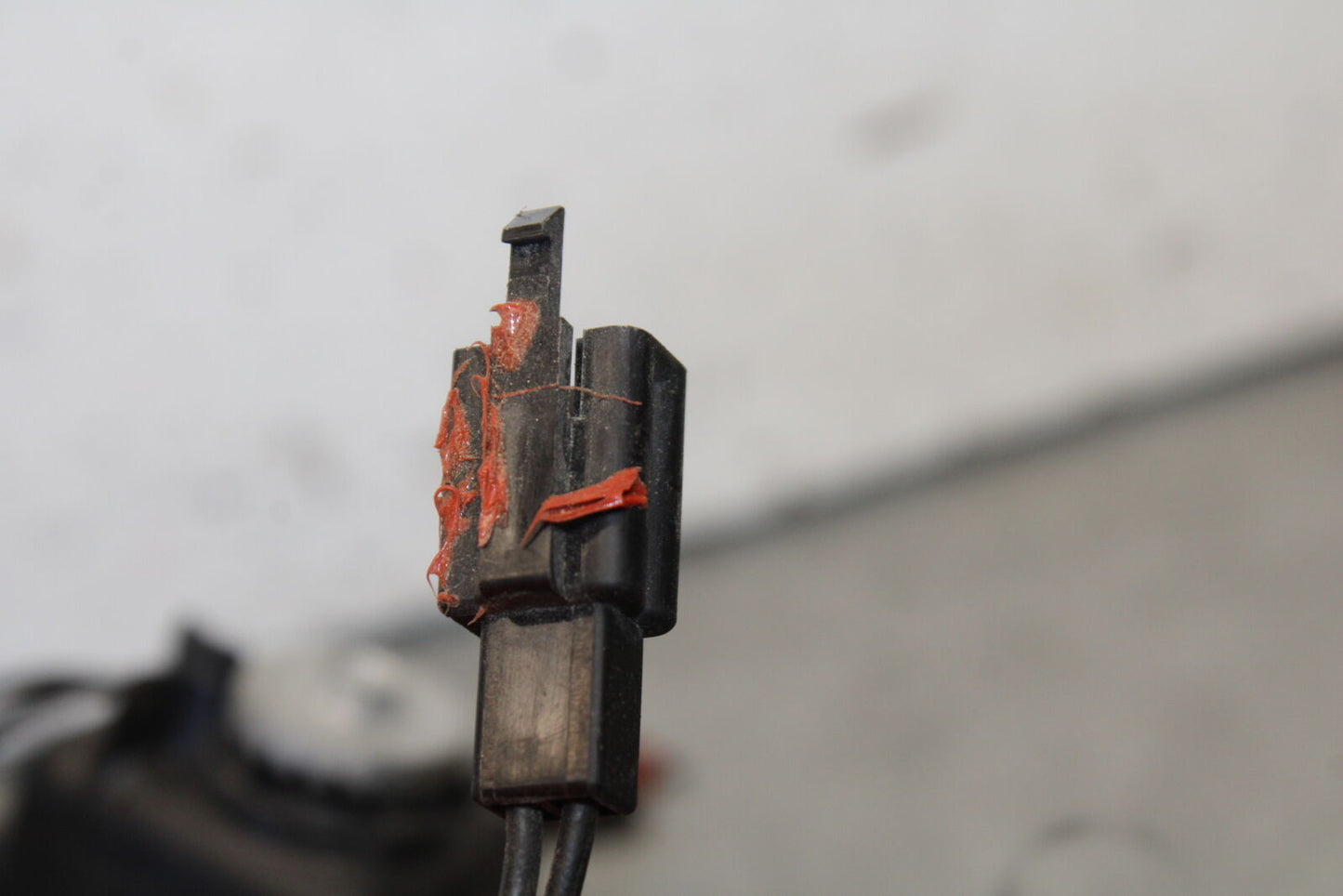 05-06 SUZUKI GSXR1000 FRONT HEADLIGHT HEAD LIGHT LAMP 35100-41G01-999 BB663