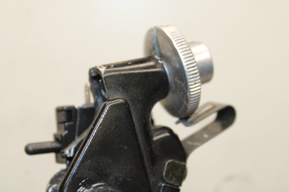 06 YAMAHA YZF R6 CLUTCH LEVER PERCH MOUNT BRACKET BB716