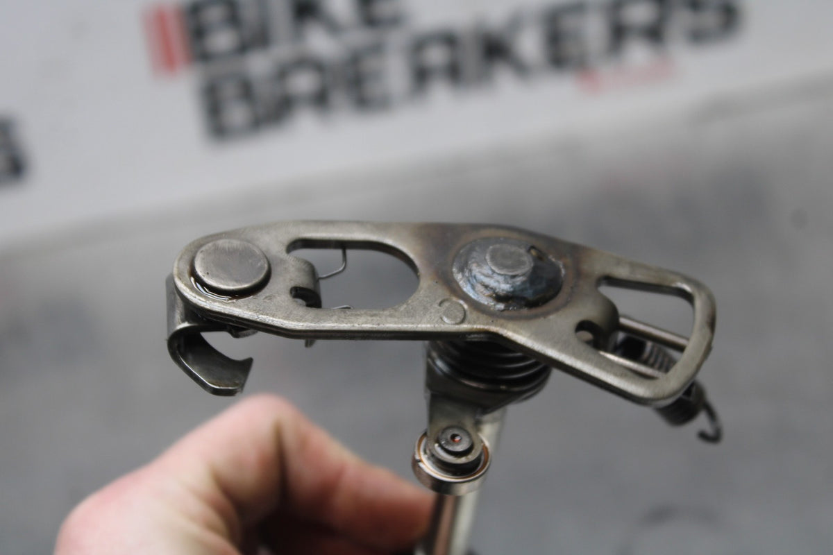 18 YAMAHA YZF R1  SHIFTER SHIFT SHAFT BB838