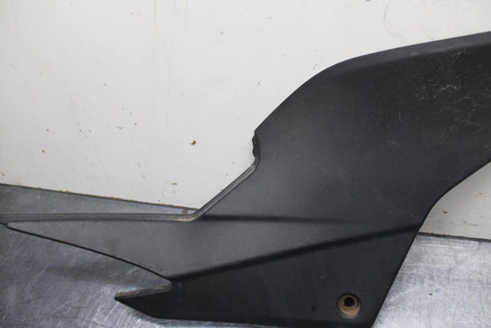 08-12 KAWASAKI NINJA 250R EX250J RIGHT FRONT SIDE SEAT  PANEL TRIM COWL BB612