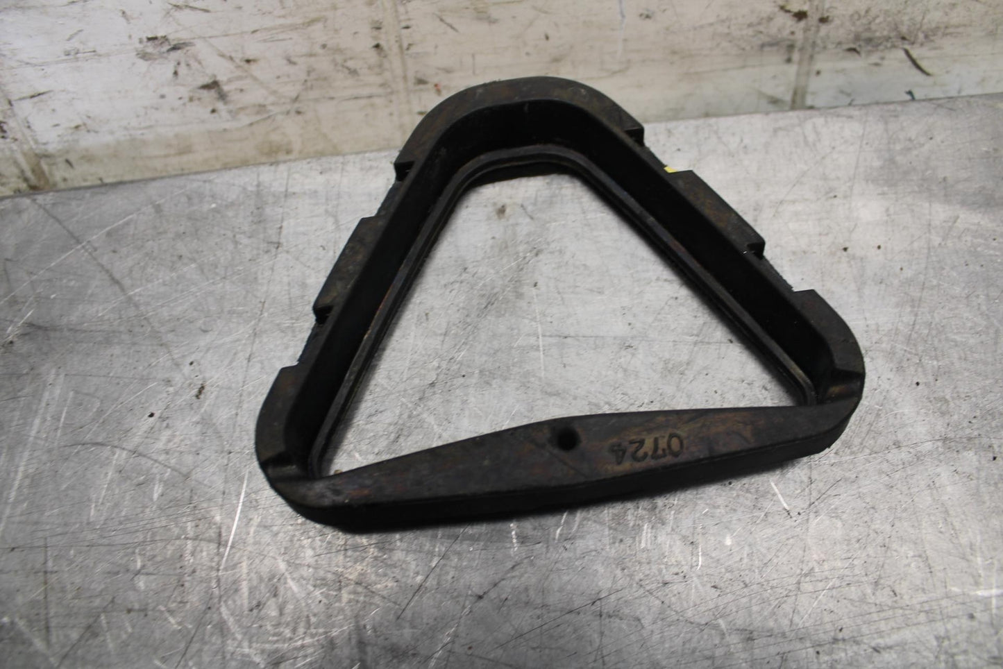 19-20 KAWASAKI NINJA ZX6R AIR INTAKE GRILL BB517