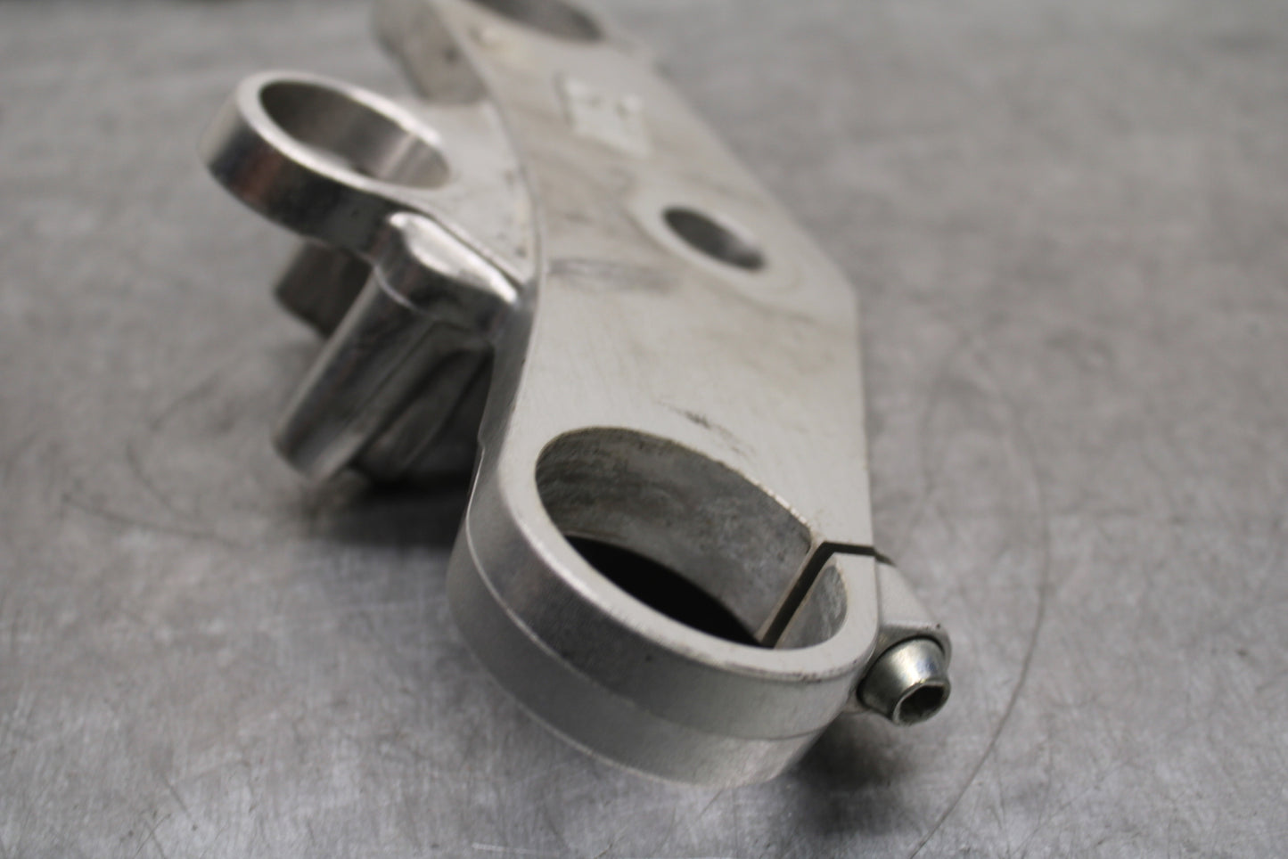 00-02 KAWASAKI NINJA ZX6R FORKS UPPER TRIPLE TREE CLAMP BB750