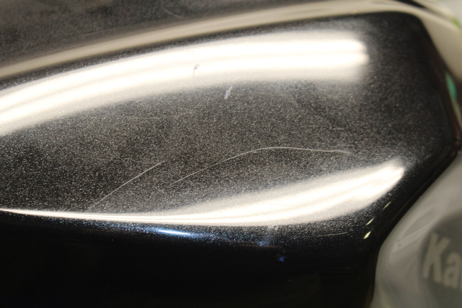 19-22 KAWASAKI Z400 GAS TANK FUEL CELL PETROL RESERVOIR BB708