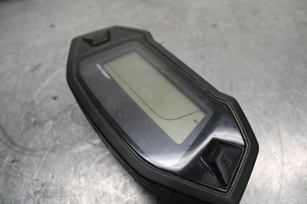 15-16 HONDA CB300F SPEEDO TACH GAUGES DISPLAY CLUSTER SPEEDOMETER BB740