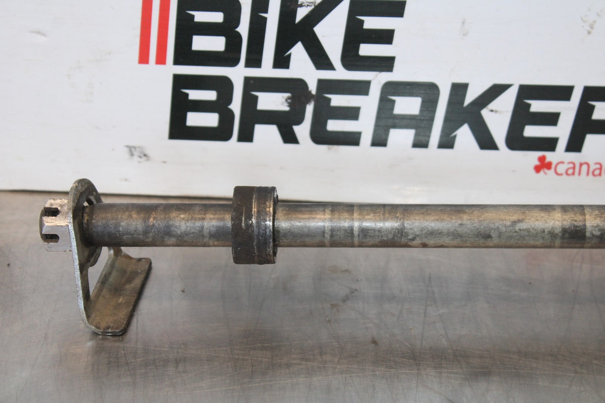 03 SUZUKI SV650 REAR AXLE BACK WHEEL RIM PIVOT BOLT AXEL BB167