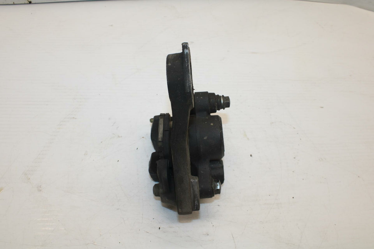 06 YAMAHA YZF R1 REAR BACK BRAKE CALIPER W MOUNT BRACKET BB282