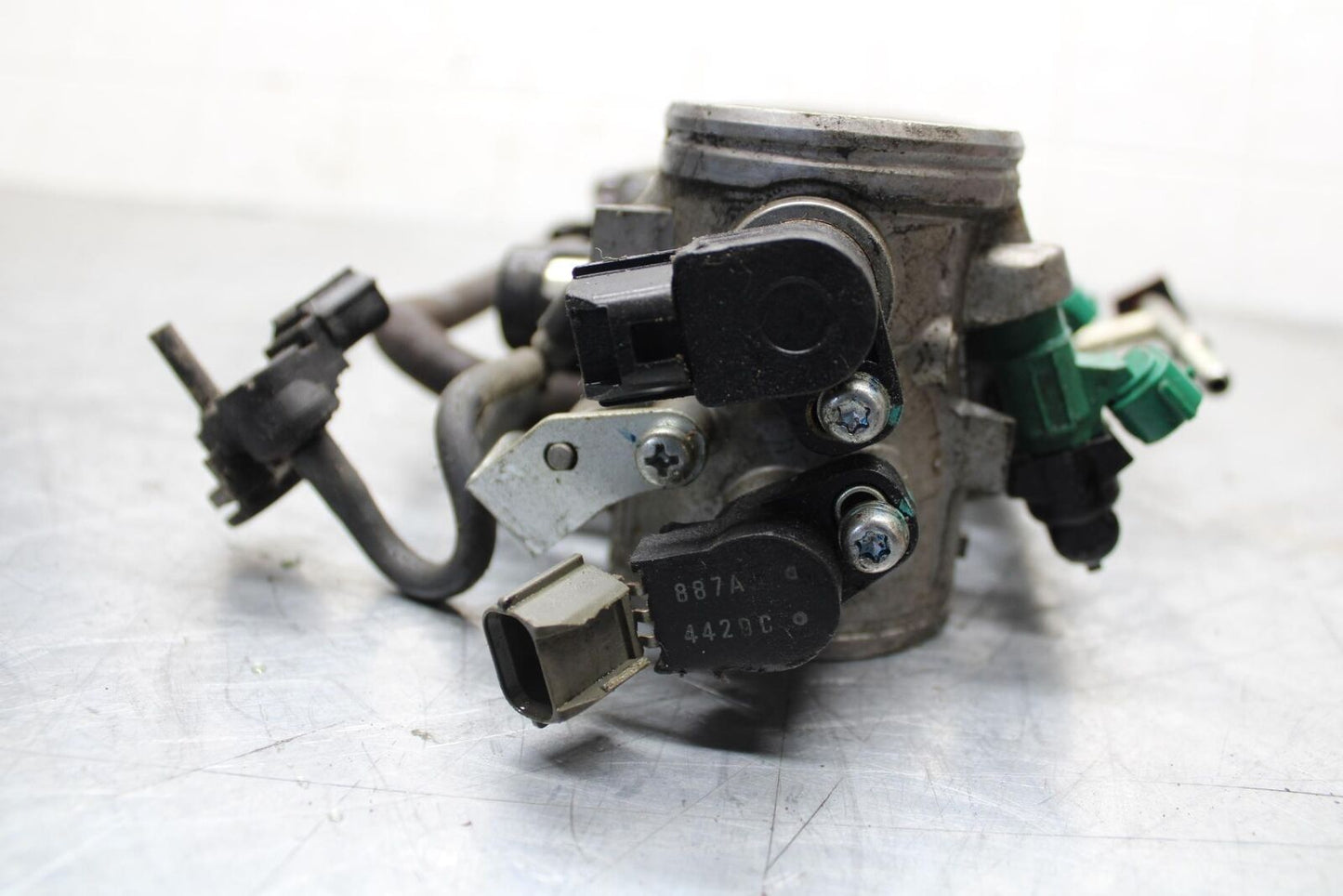 11-15 KAWASAKI ZX1000R MAIN FUEL INJECTORS / THROTTLE BODIES BB445