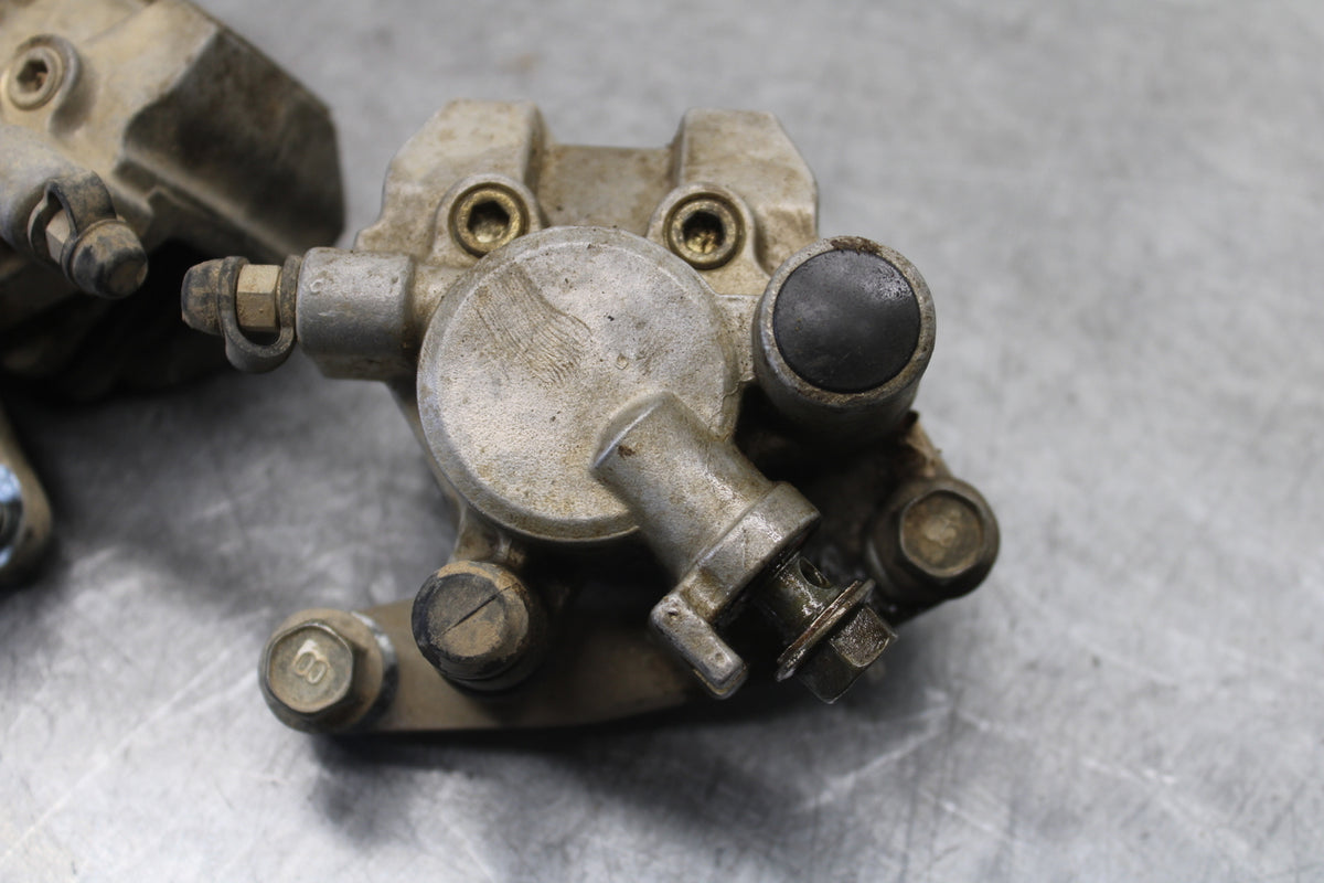 01-05 YAMAHA RAPTOR 660R LEFT RIGHT FRONT BRAKE CALIPER BB695