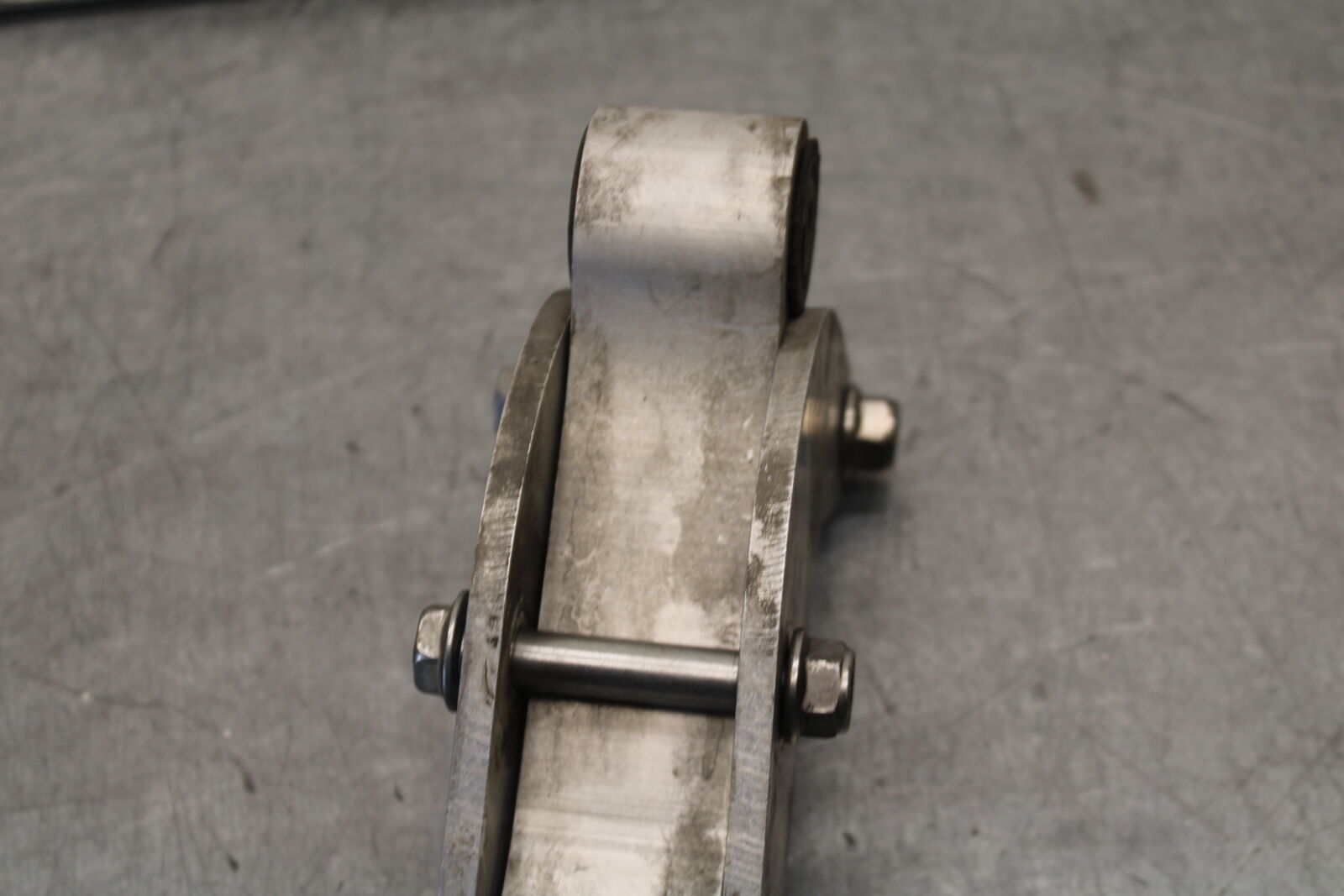 16 KAWASAKI NINJA ZX10R REAR DOGBONE SHOCK LINKAGE 39007-0395 39111-0337 BB650