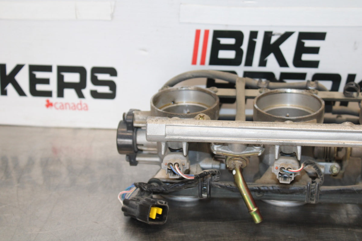 00-05 KAWASAKI NINJA ZX12R MAIN FUEL INJECTORS / THROTTLE BODIES BB892