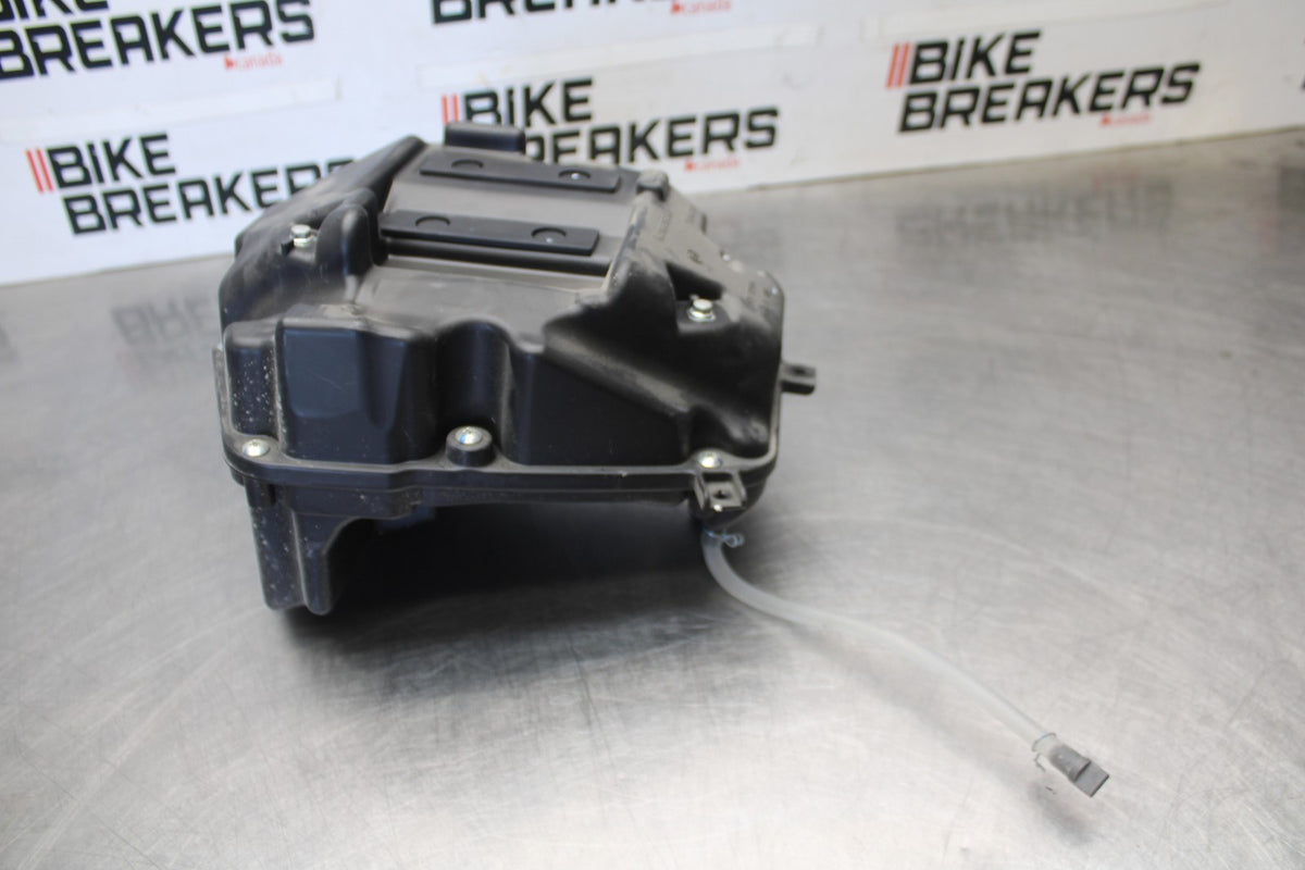 23 KAWASAKI NINJA 650 EX650 AIRBOX AIR INTAKE FILTER BOX BB920