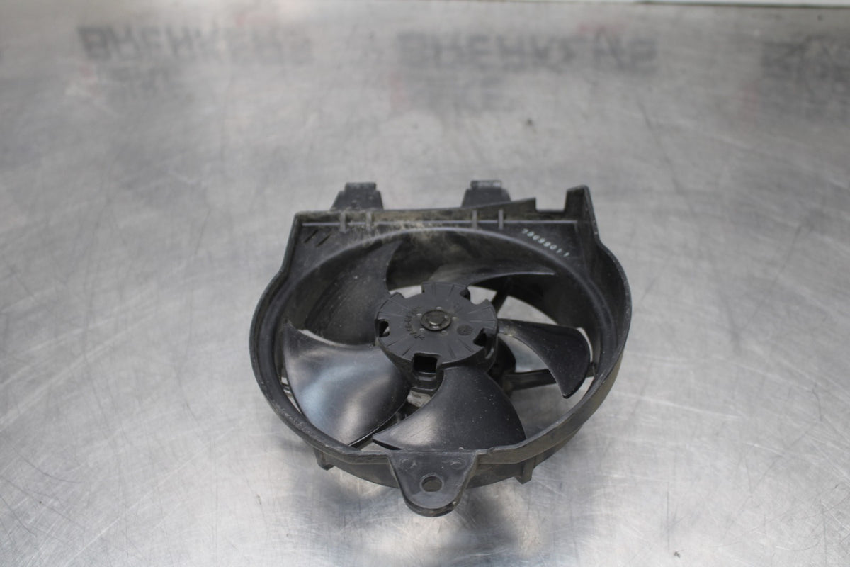 20-23 BMW F900R ENGINE RADIATOR COOLING FAN BB923