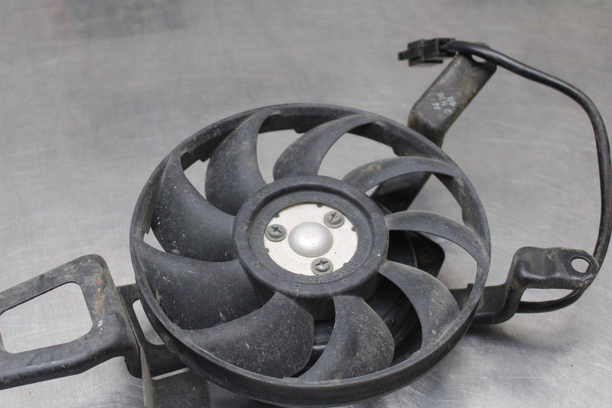 05-06 KAWASAKI NINJA ZX6R ENGINE RADIATOR COOLING FAN BB877