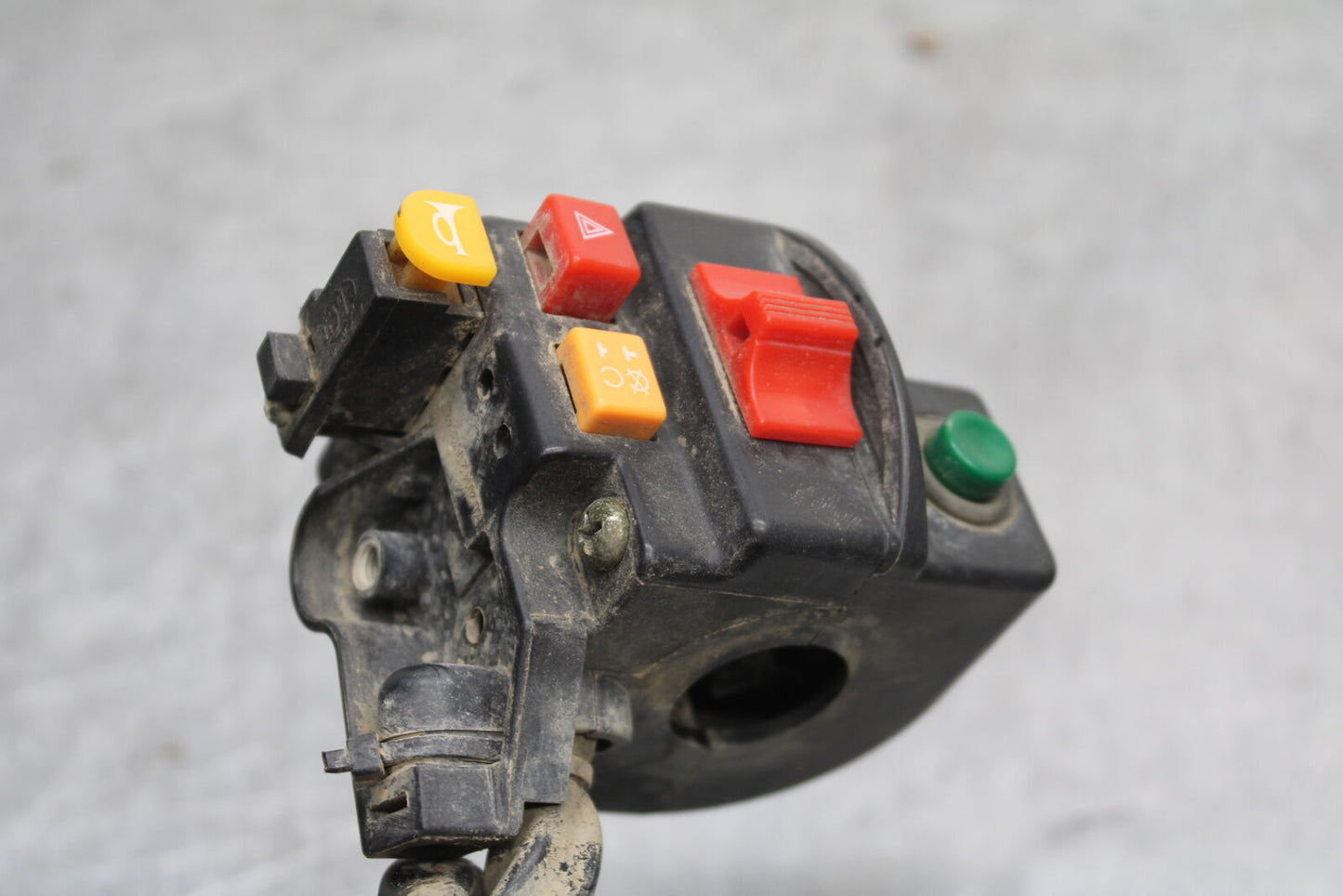 20-24 CF-MOTO CFORCE 600 TOURING OEM LEFT HANDLEBAR CONTROL SWITCHES BB715
