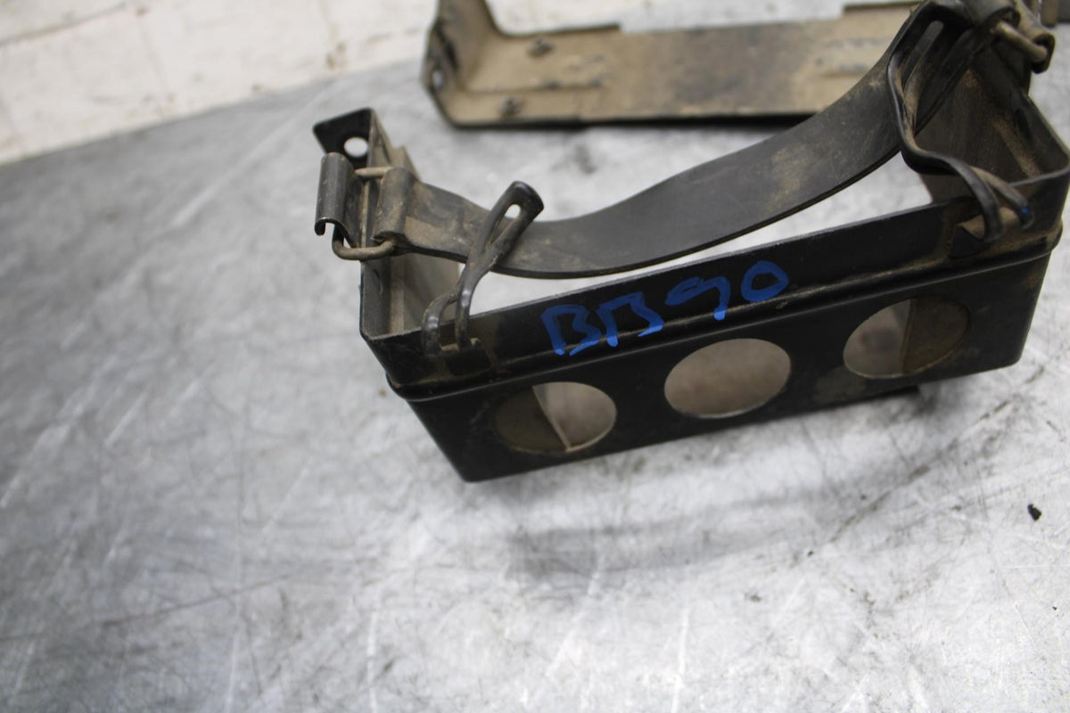 1993 Suzuki GSXR1100W BATTERY BOX TRAY STRAP BB46
