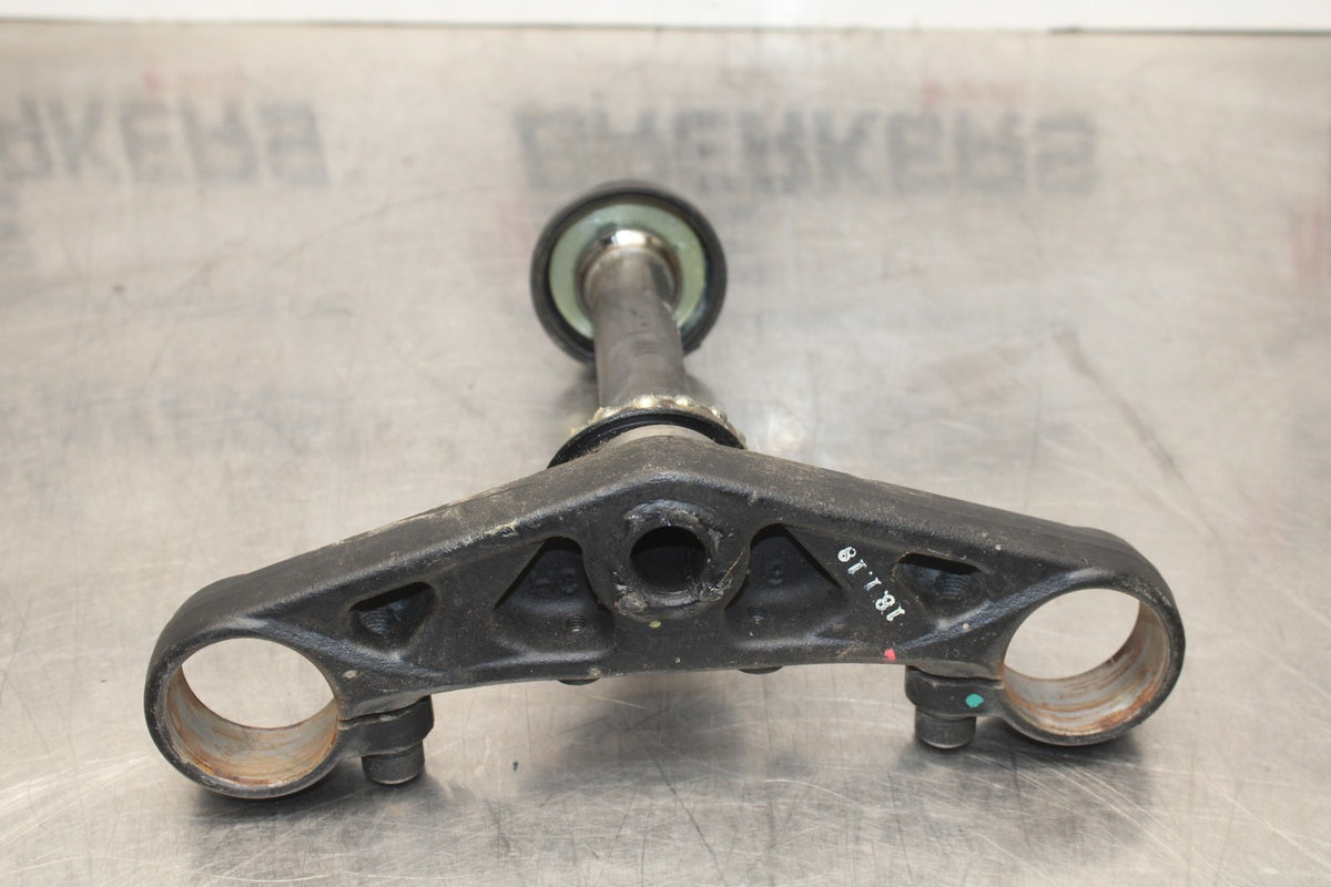 17-18 YAMAHA YZF R3 FRONT FORKS CLAMP LOWER TRIPLE TREE STEM BB788
