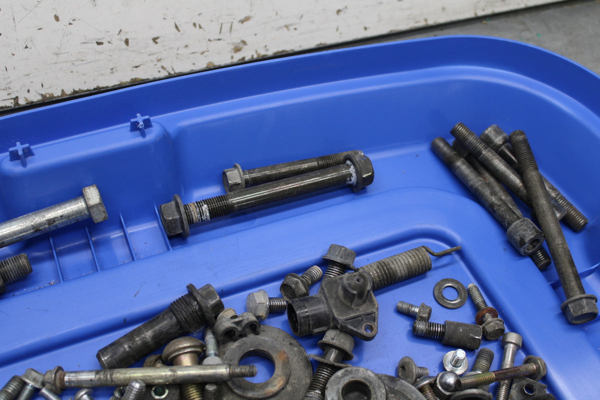 02-04 HONDA VTX1800S MOUNTING BOLTS HARDWARE MOTOR SCREWS BB712
