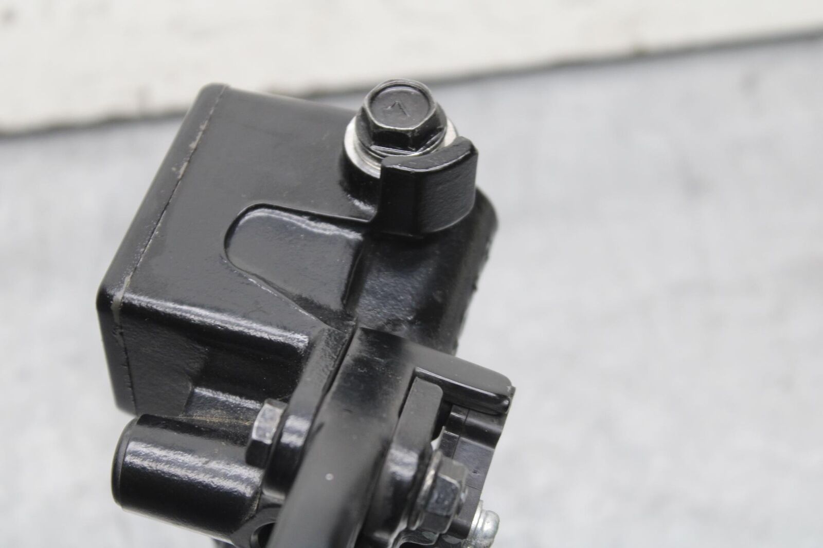 15-16 KAWASAKI EX300 FRONT BRAKE MASTER CYLINDER w/ LEVER BB635