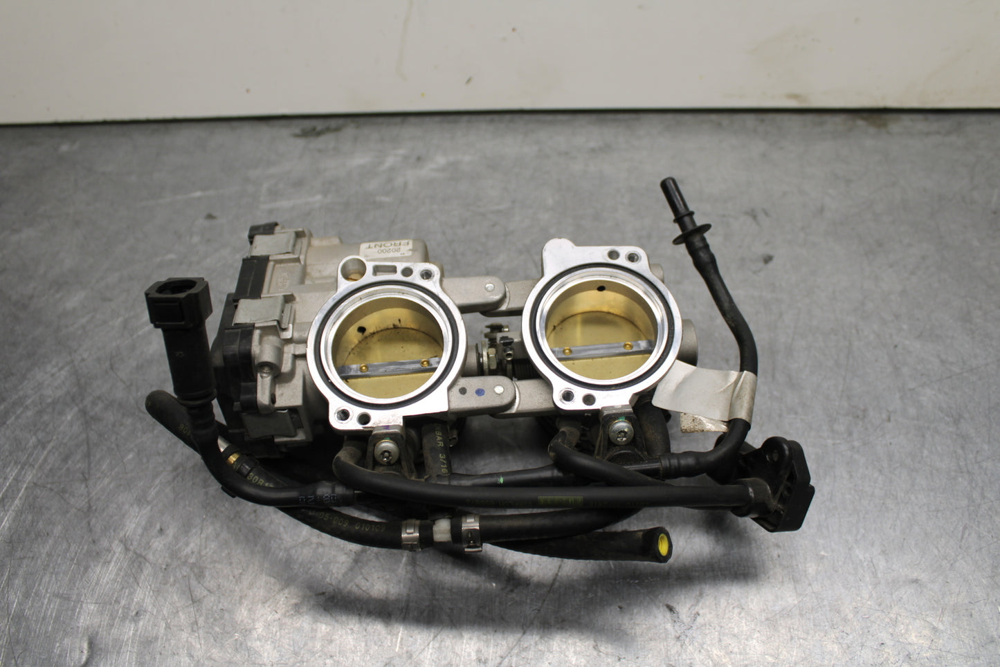 10-11 APRILIA RSV4 R MAIN FUEL INJECTORS / THROTTLE BODIES BB120