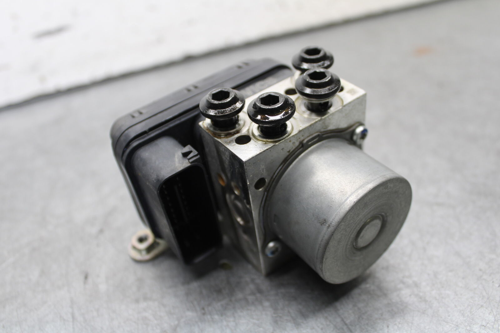 16-21 YAMAHA XSR900 ABS PUMP UNIT MODULE BB664