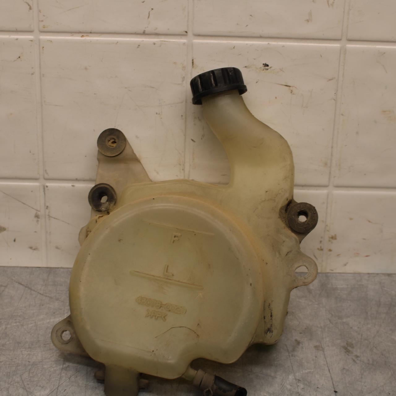 2006 Kawasaki Vulcan 900 VN900B Classic COOLANT WATER TANK RESERVOIR  BB585