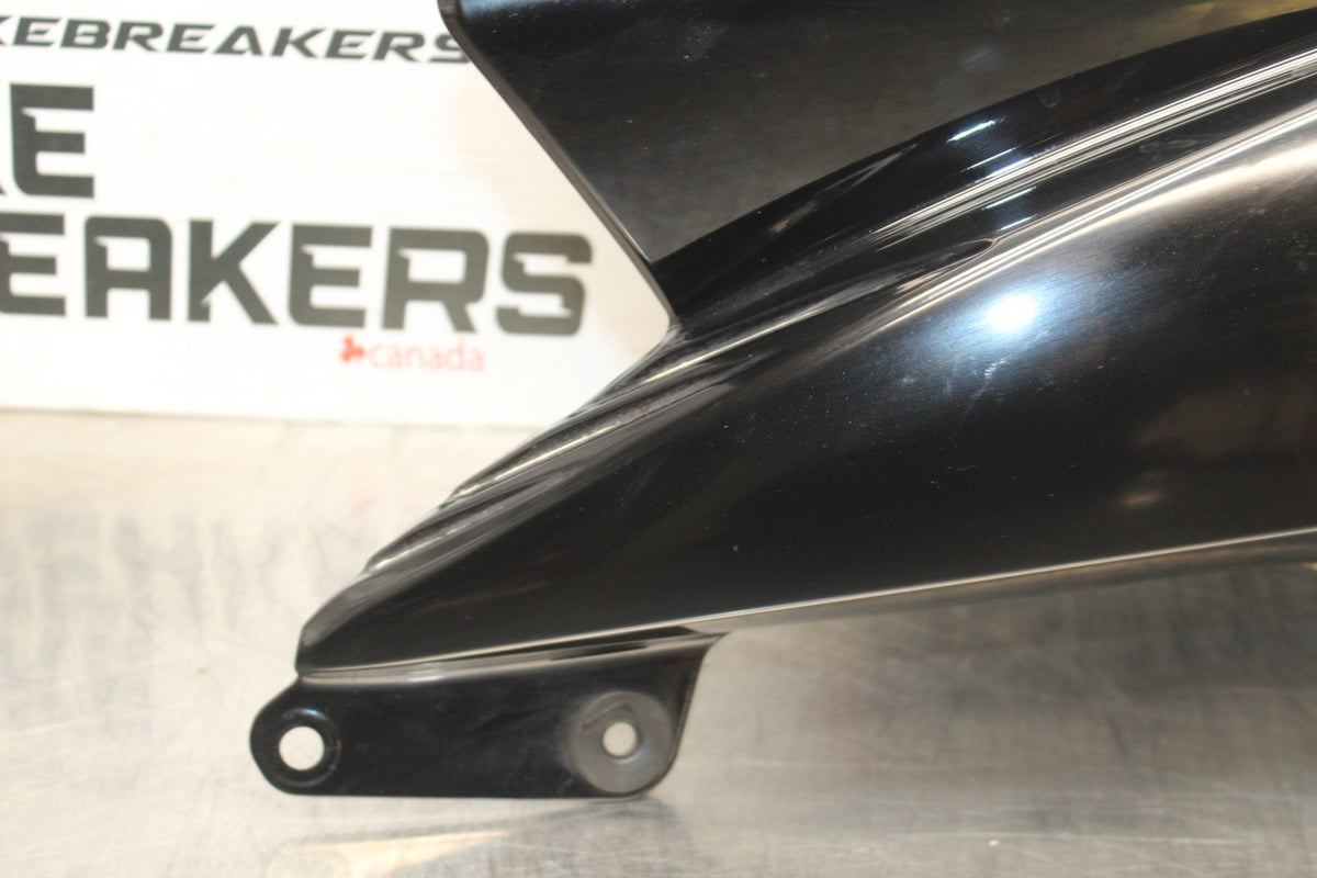 15 SUZUKI GW250F RIGHT LOWER MID UPPER SIDE FAIRING COWL  BB789