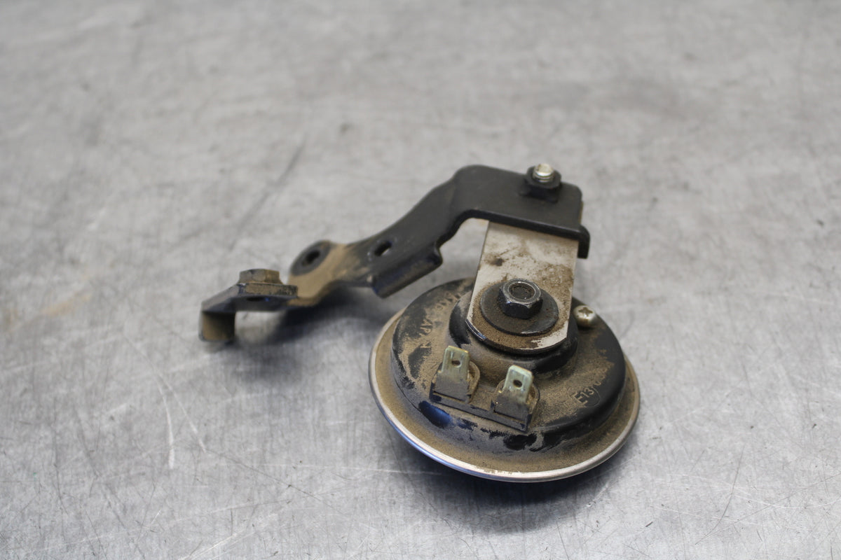 09-14 YAMAHA YZF R1 HORN SIGNAL 14B-83371-00-00 BB696